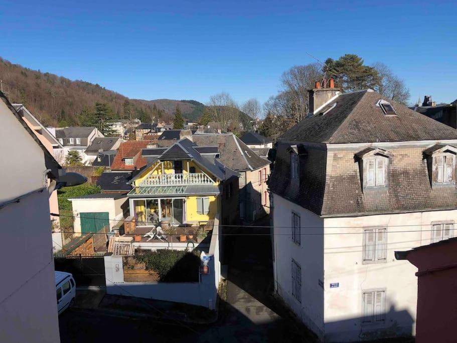 Joli Appartement Avec Terrasse Et Jardin - Vue Sur Montagne Bagnères-de-Bigorre Exterior foto